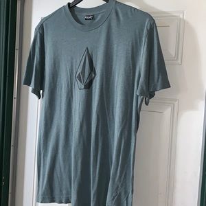 VOLCOM T-shirt